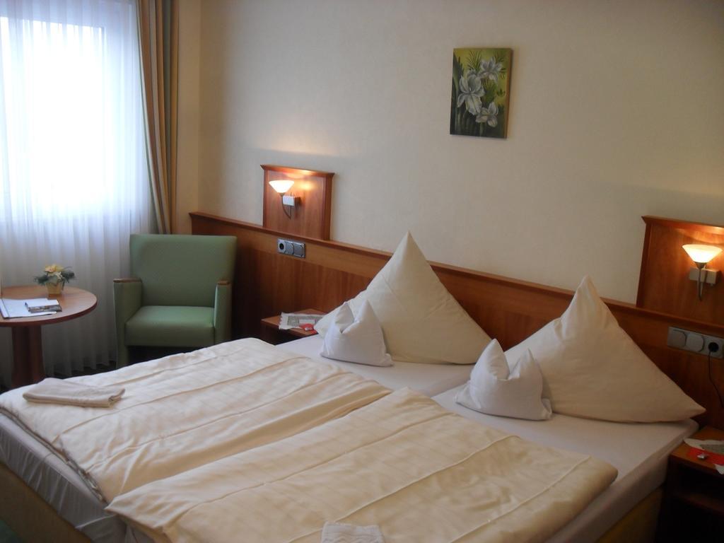 Hotel Reichsschenke Zum Ritter Gotz "Garni" Kröv Værelse billede